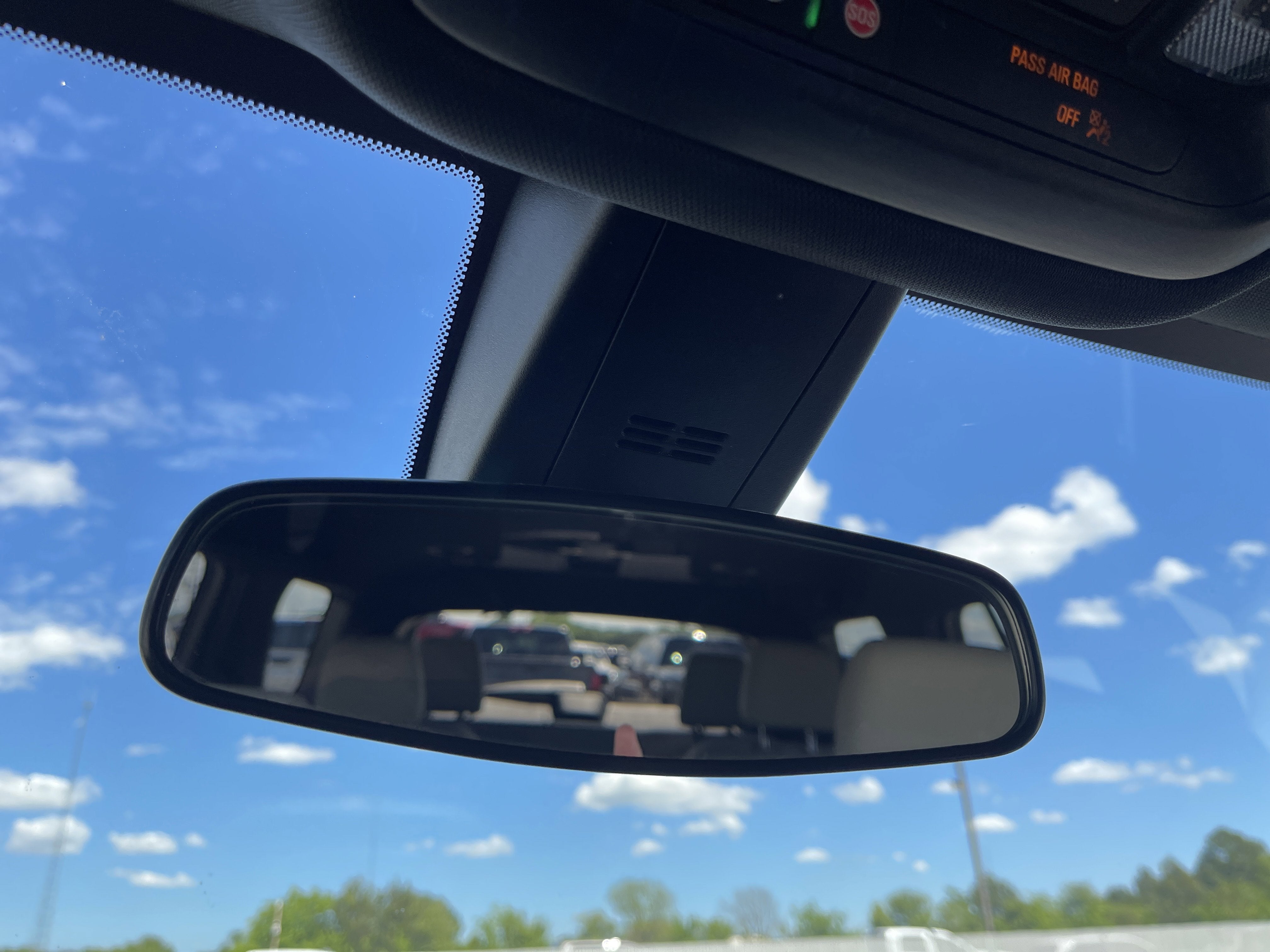 2023 Chevrolet Traverse 2FL