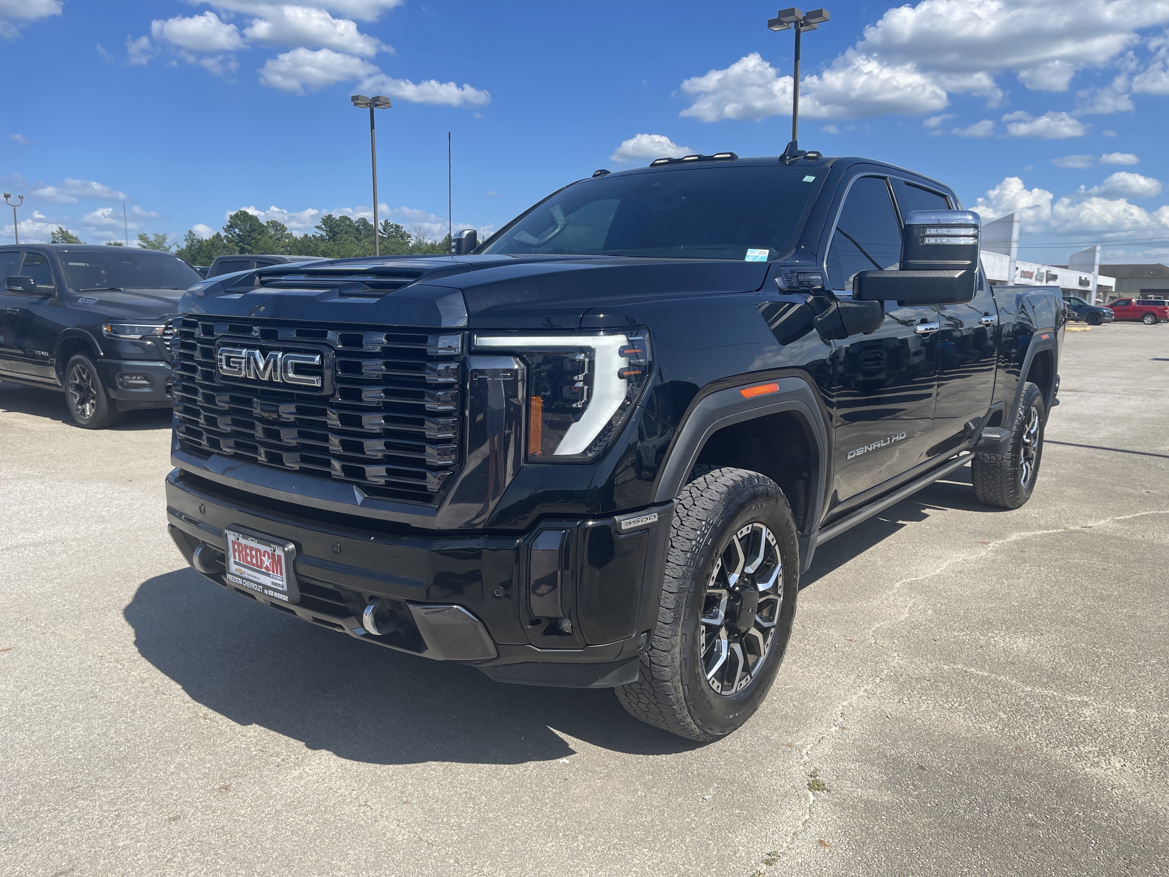 2024 GMC Sierra 3500 HD Denali Ultimate