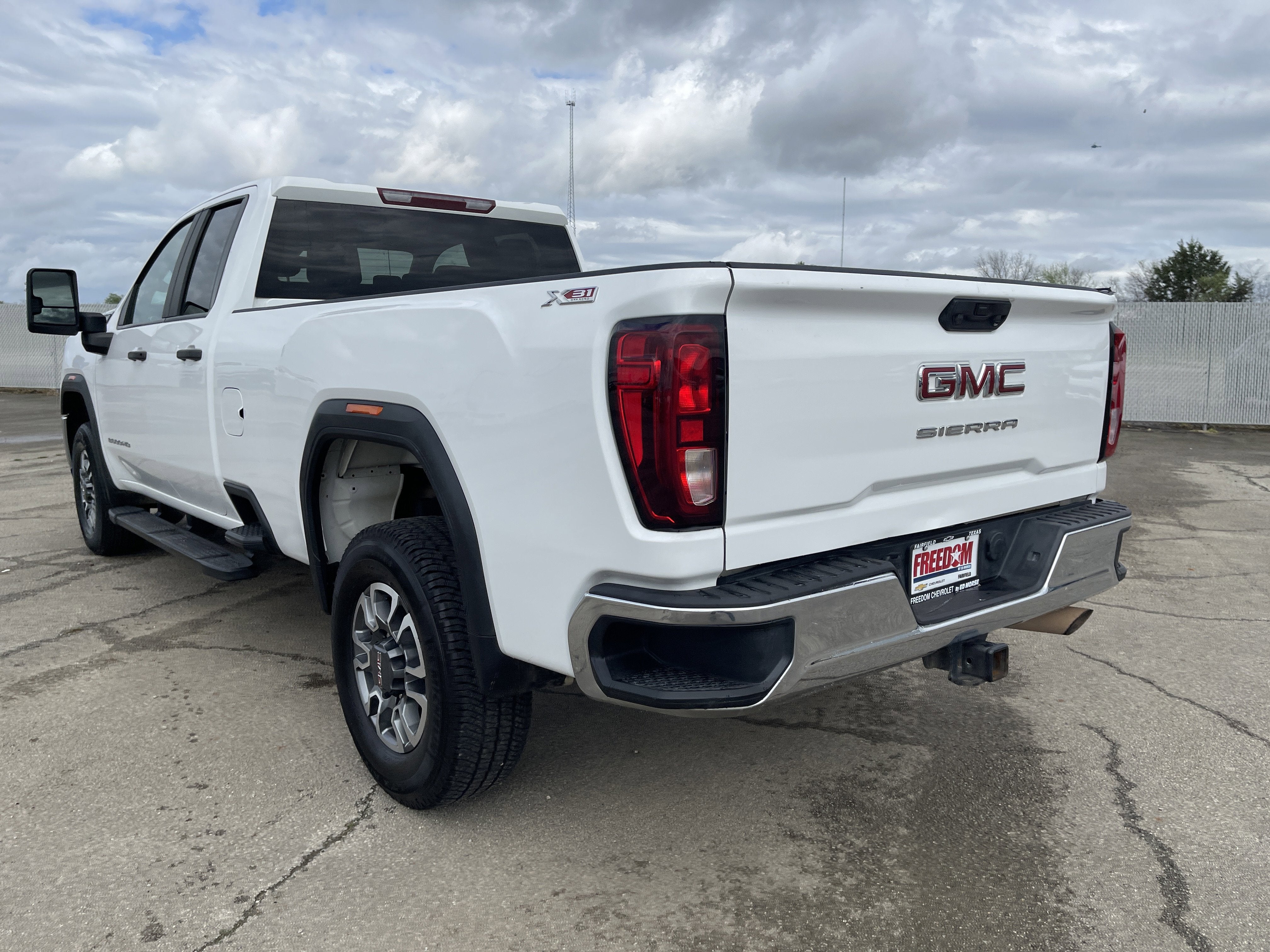 2023 GMC Sierra 3500 HD Pro