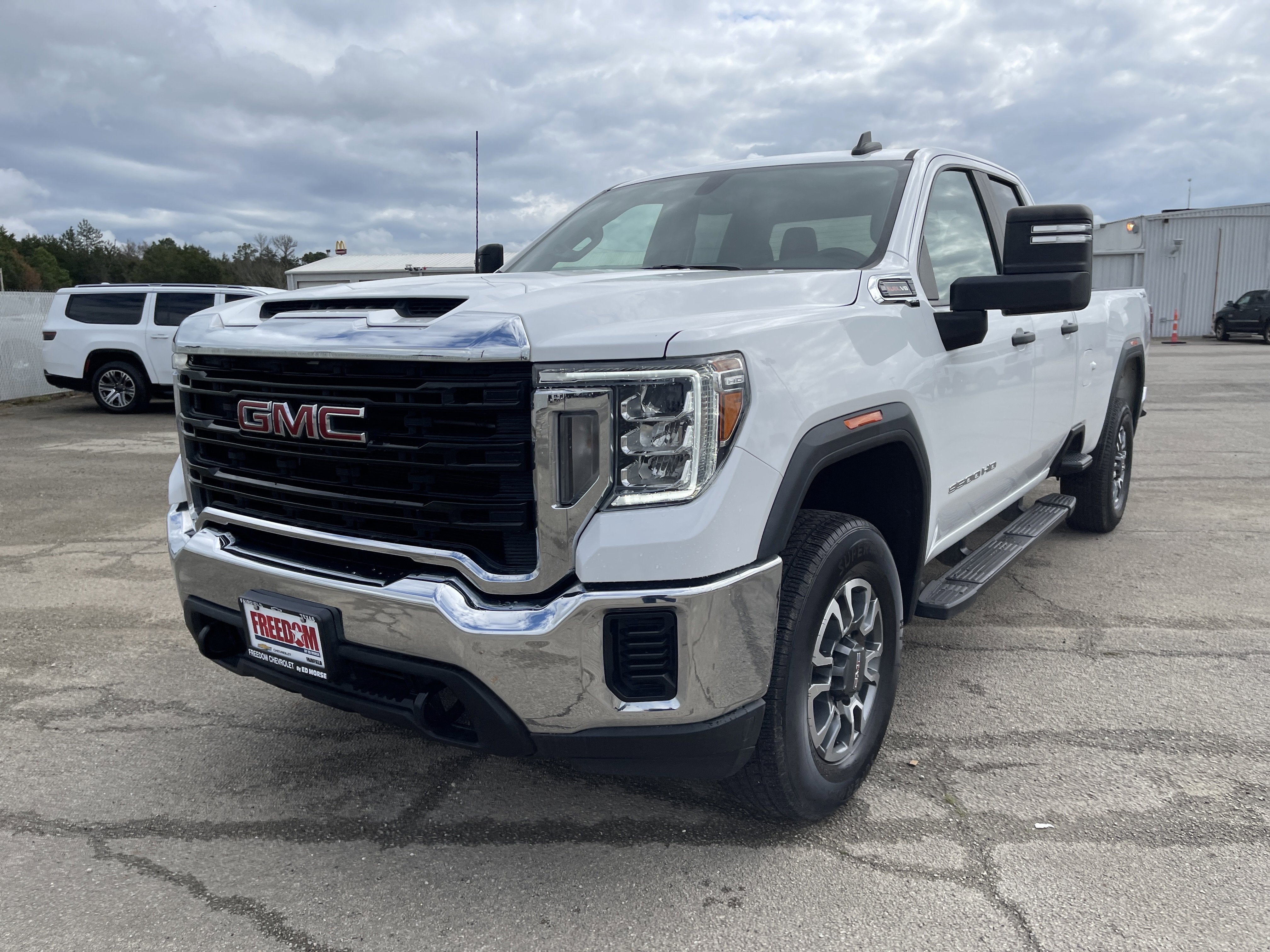 2023 GMC Sierra 3500 HD Pro