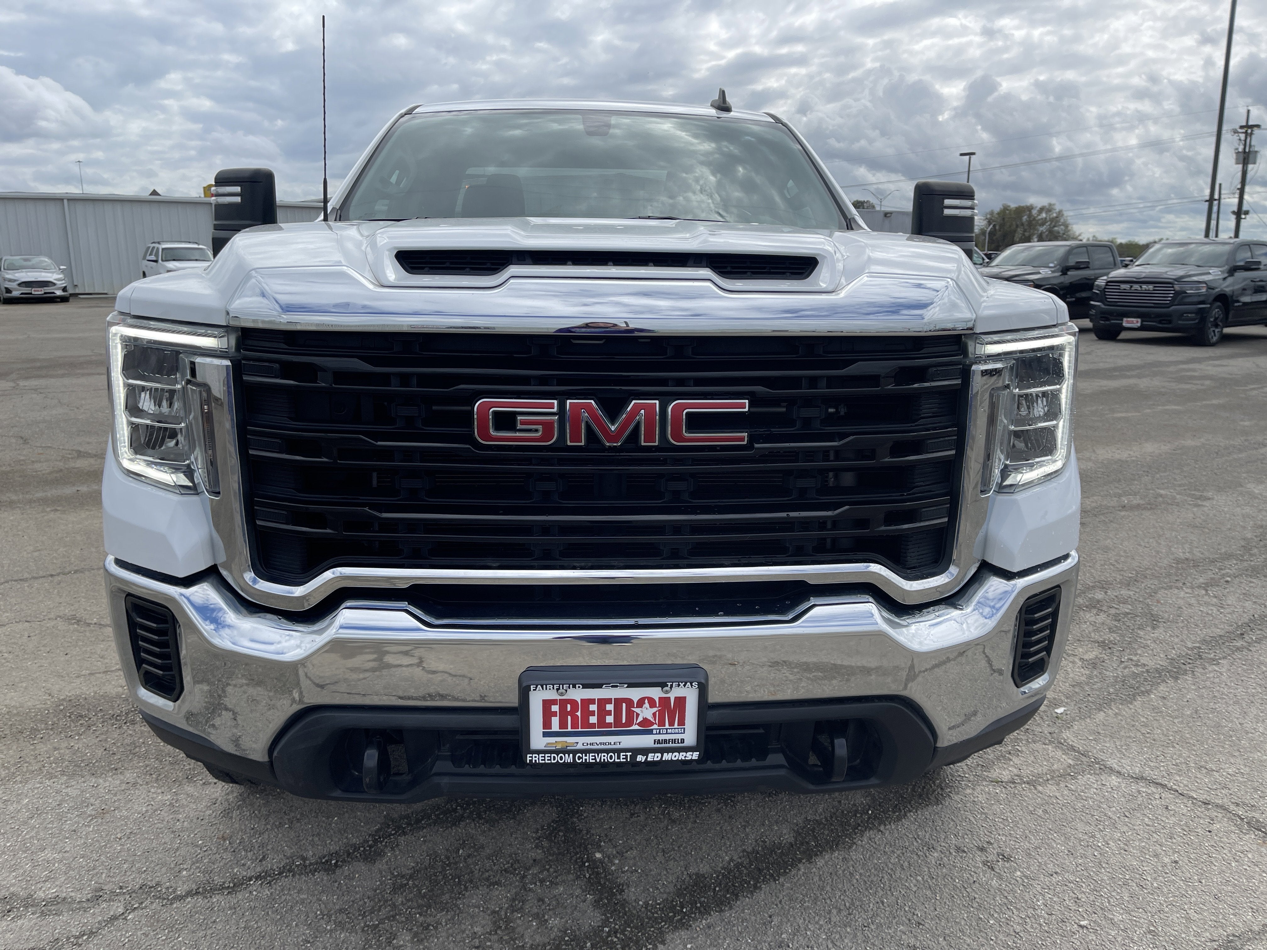 2023 GMC Sierra 3500 HD Pro