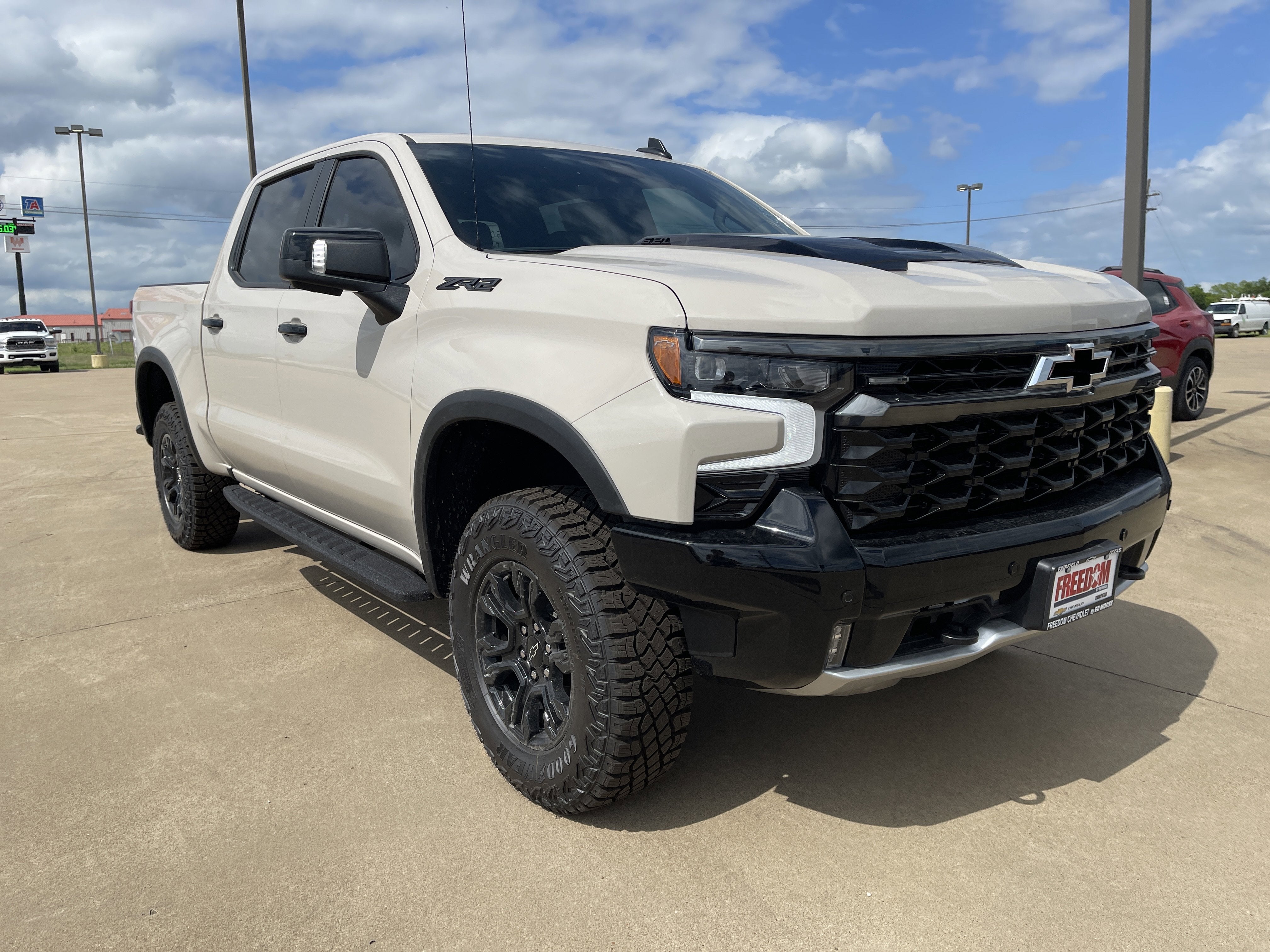 2026 Chevrolet Silverado 1500 ZR2