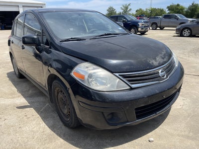 2011 Nissan Versa 1.8 S