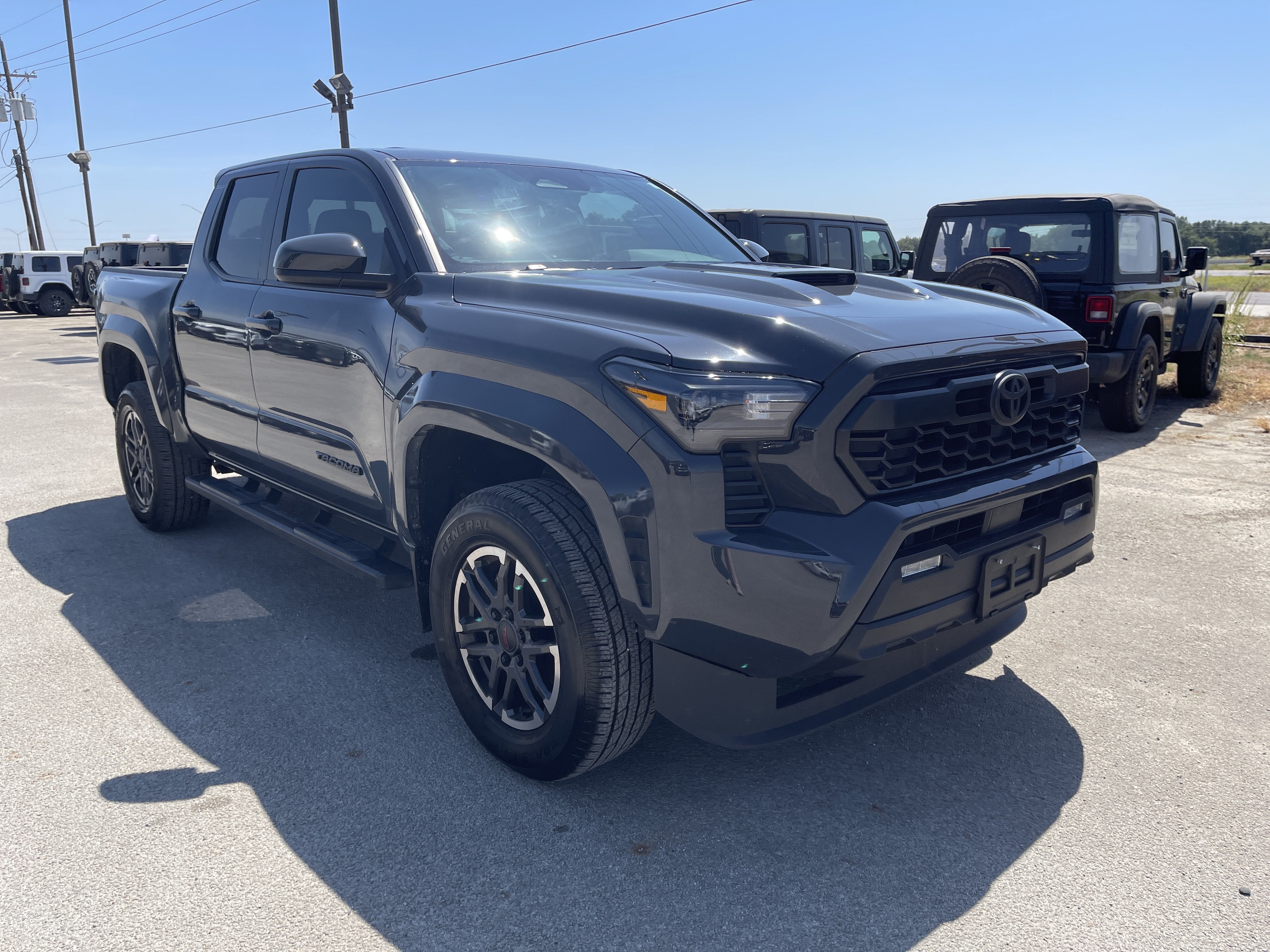 2024 Toyota Tacoma 2WD SR5
