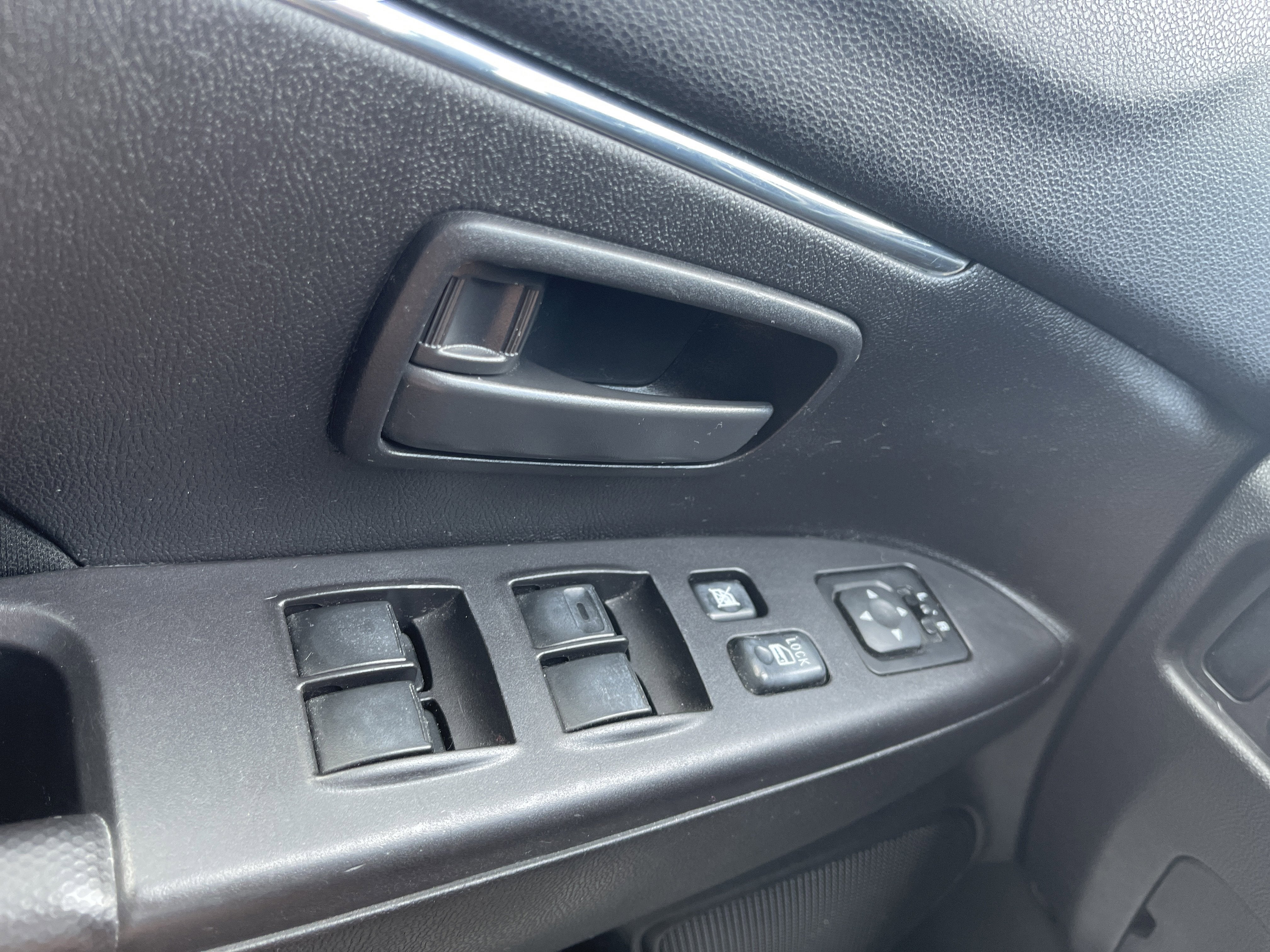 2015 Mitsubishi Outlander Sport 2.4 ES
