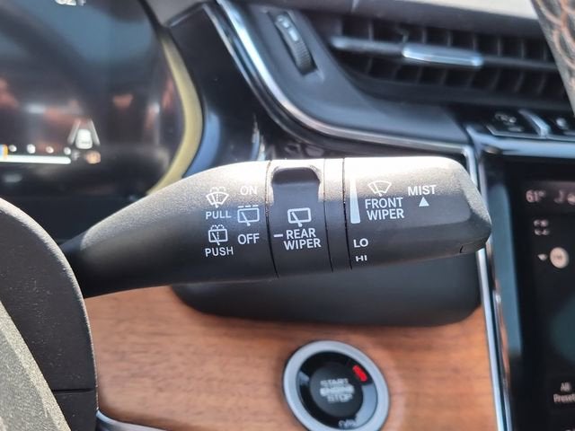 2022 Jeep Grand Cherokee Summit Reserve