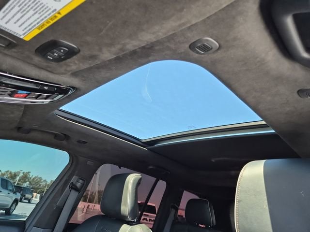 2022 Jeep Grand Cherokee Summit Reserve