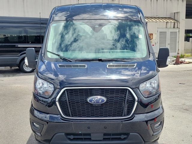 2023 Ford Transit Passenger Wagon XL