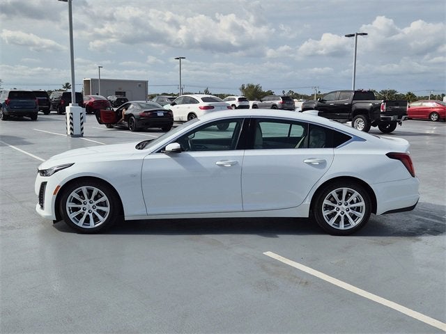 2022 Cadillac CT5 Luxury