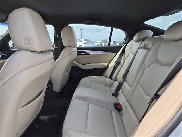 2022 Cadillac CT5 Luxury