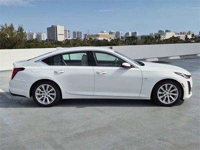 2022 Cadillac CT5 Luxury