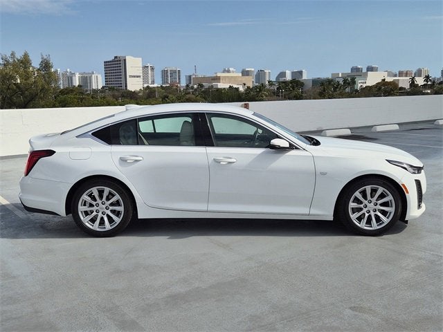 2022 Cadillac CT5 Luxury