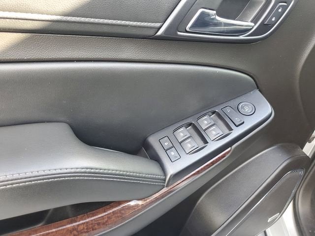 2017 GMC Yukon SLE