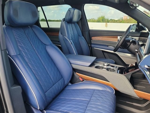 2026 Cadillac VISTIQ Premium Luxury