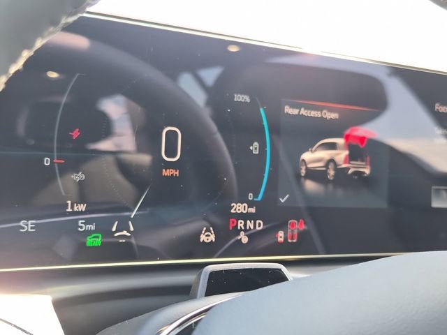 2026 Cadillac VISTIQ Sport