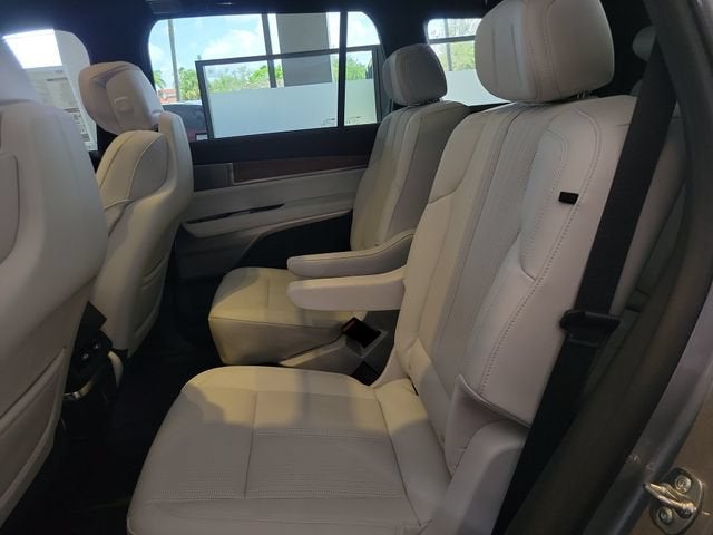 2027 Cadillac VISTIQ Sport