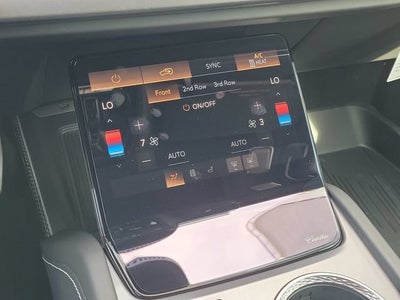 2027 Cadillac VISTIQ Sport