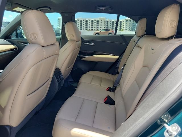 2025 Cadillac XT4 Premium Luxury