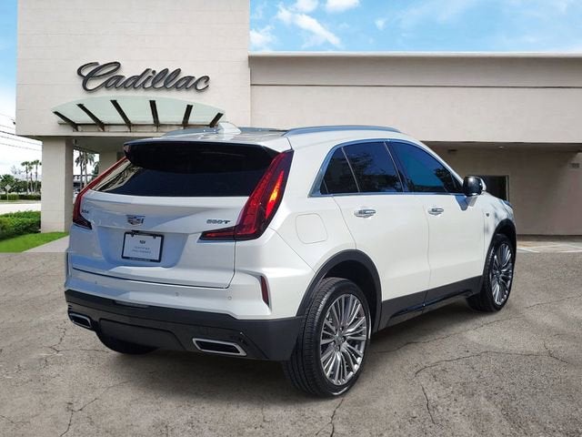 2024 Cadillac XT4 Premium Luxury