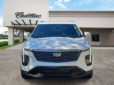 2024 Cadillac XT4 Premium Luxury