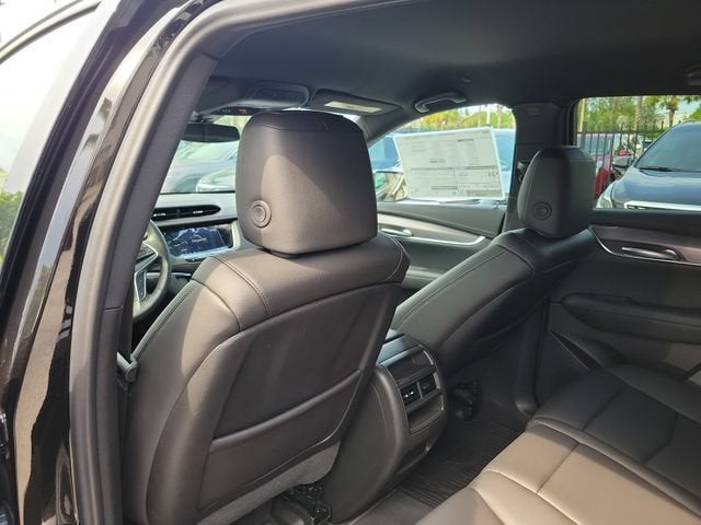 2026 Cadillac XT5 Luxury