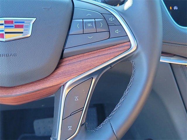 2025 Cadillac XT5 Premium Luxury