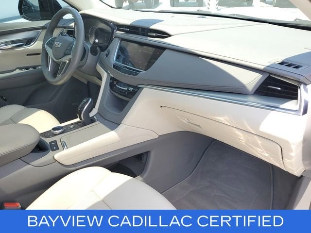 2022 Cadillac XT5 Premium Luxury