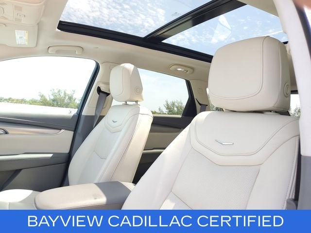 2022 Cadillac XT5 Premium Luxury