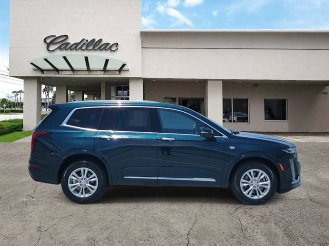 2025 Cadillac XT6 Luxury