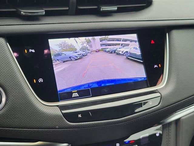 2025 Cadillac XT6 Luxury