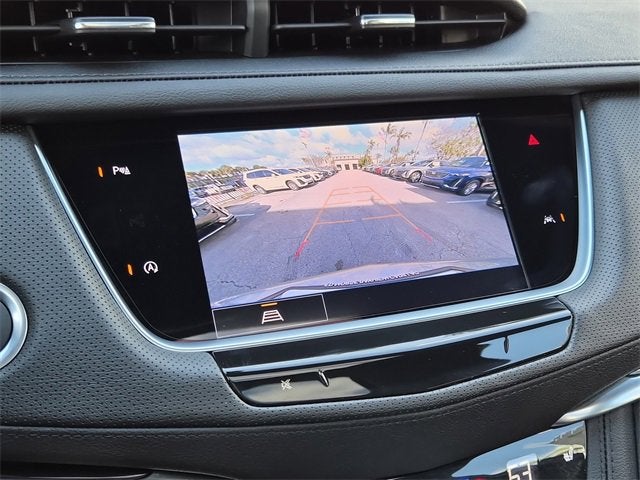 2025 Cadillac XT6 Luxury