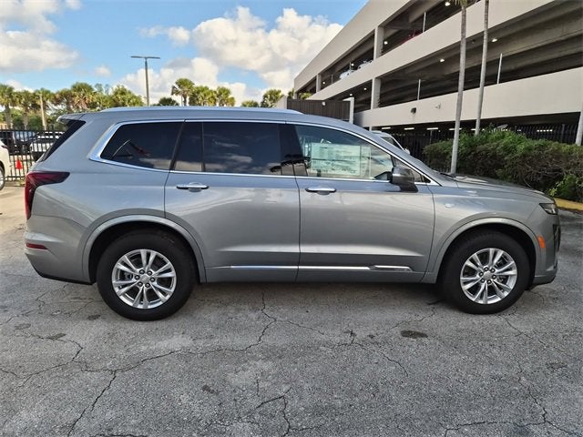 2025 Cadillac XT6 Luxury