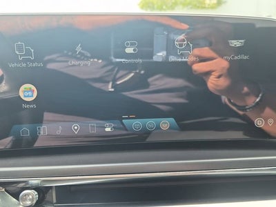 2024 Cadillac LYRIQ Tech