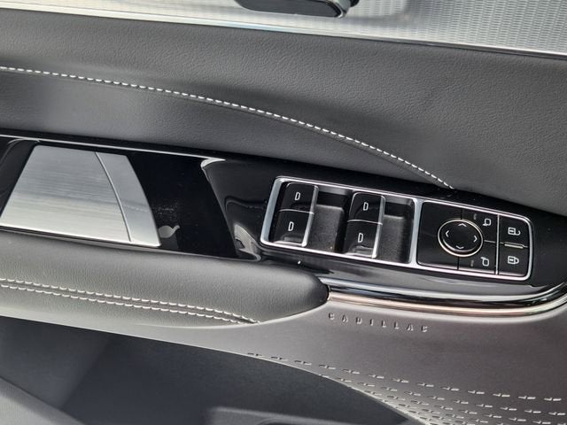 2024 Cadillac LYRIQ Tech