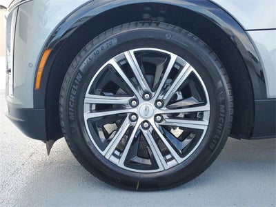 2025 Cadillac LYRIQ Luxury 2