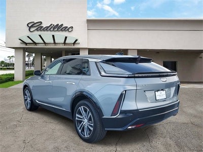 2025 Cadillac LYRIQ Luxury 2