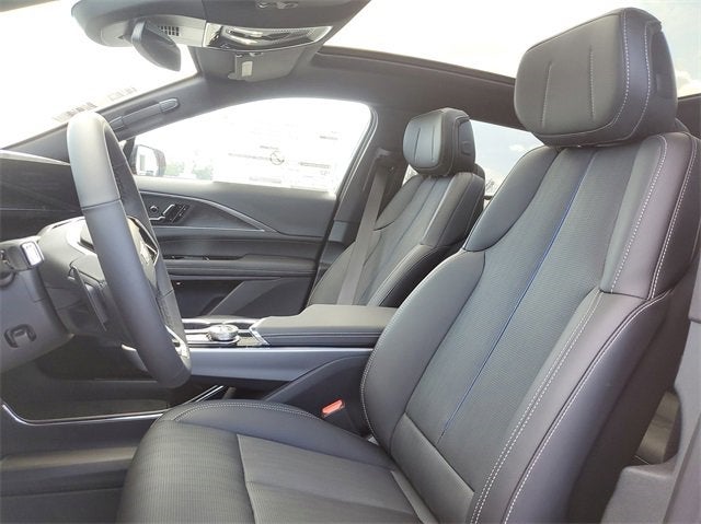 2025 Cadillac LYRIQ Sport 1