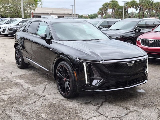 2025 Cadillac LYRIQ Sport 1