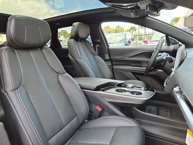 2025 Cadillac LYRIQ Sport 1