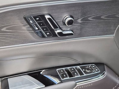 2025 Cadillac LYRIQ Sport 1