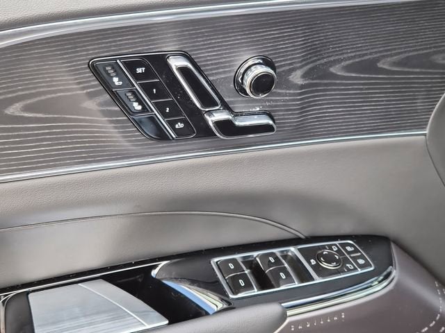 2025 Cadillac LYRIQ Sport 1