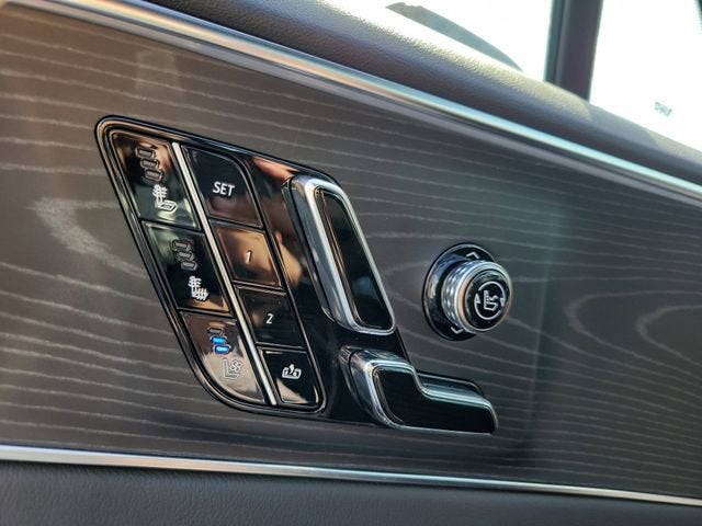 2026 Cadillac LYRIQ Premium Sport