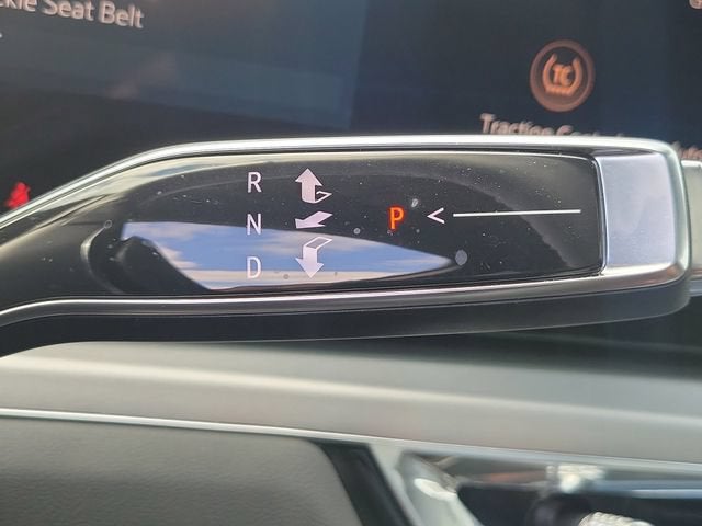 2025 Cadillac LYRIQ Sport 3