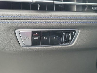 2026 Cadillac ESCALADE IQL Luxury