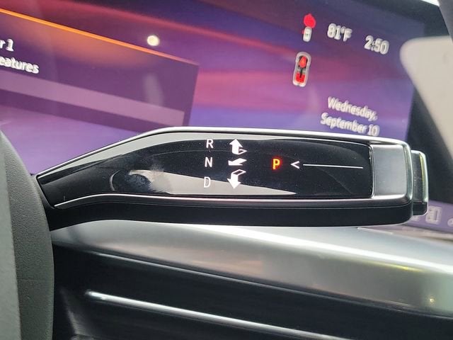 2026 Cadillac ESCALADE IQL Luxury