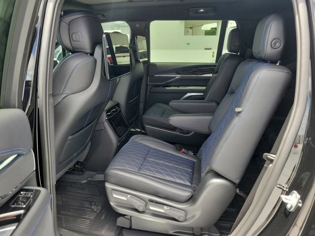 2026 Cadillac ESCALADE IQL Sport