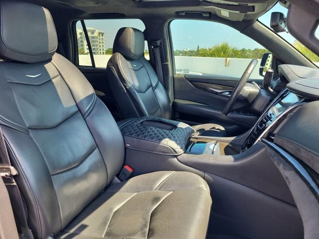 2020 Cadillac Escalade Platinum