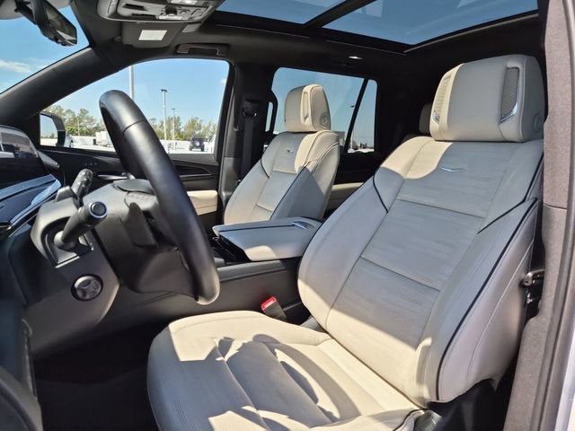 2024 Cadillac Escalade Sport