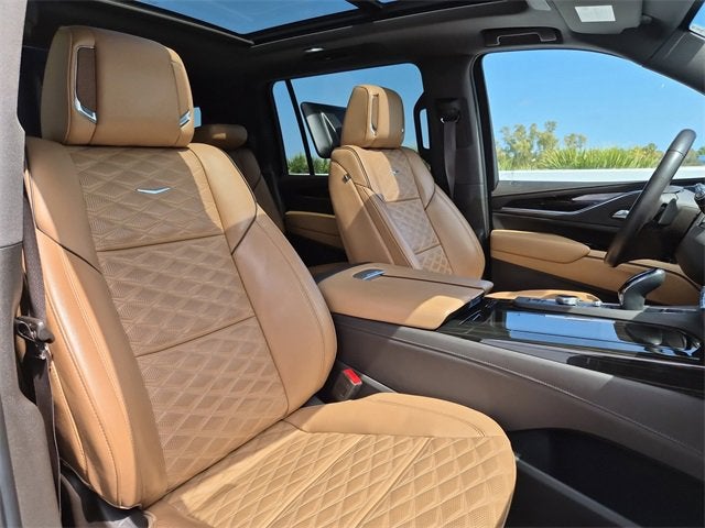 2024 Cadillac Escalade ESV Premium Luxury