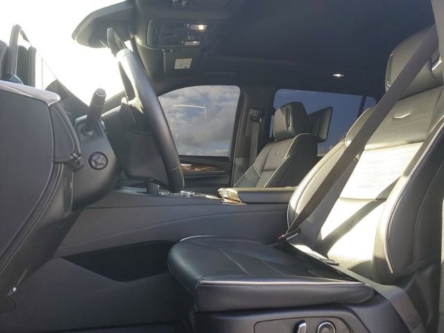 2024 Cadillac Escalade ESV Premium Luxury